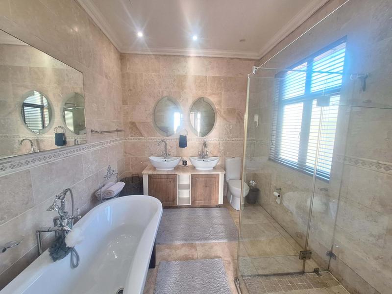 3 Bedroom Property for Sale in Mossel Bay Western Cape
